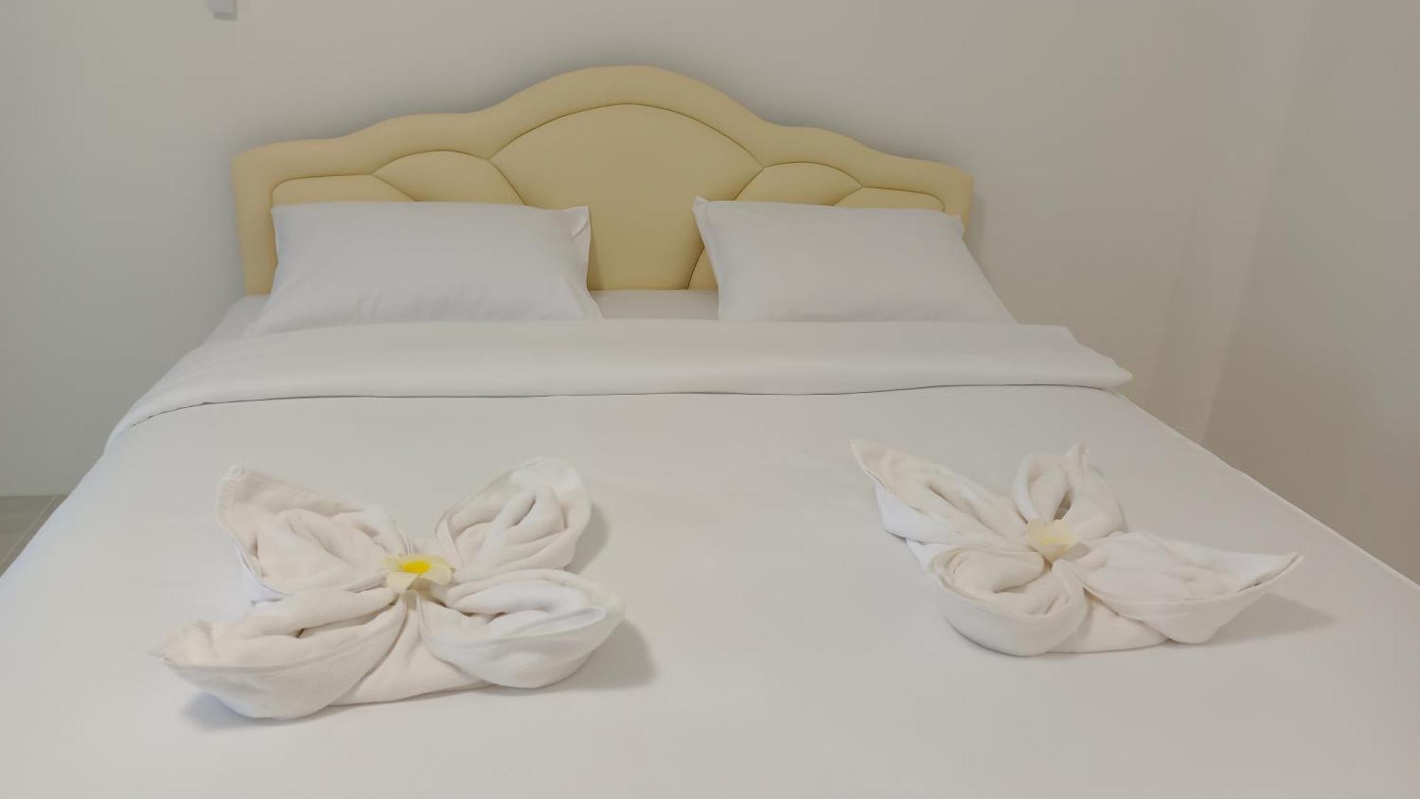 Batikseafood Airport & Room Ban Bo Sai Klang エクステリア 写真